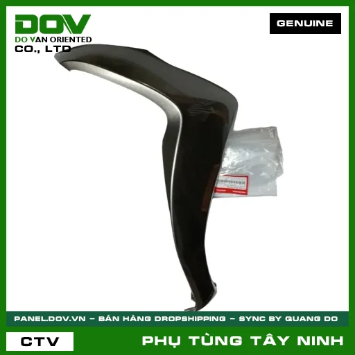 NẮP TRÊN ỐP TRƯỚC PHẢI *YR-320 — 64302K01900ZK