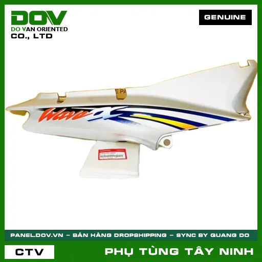 BỘ ỐP SƯỜN PHẢI *NH411M* — 64600KRS900ZE