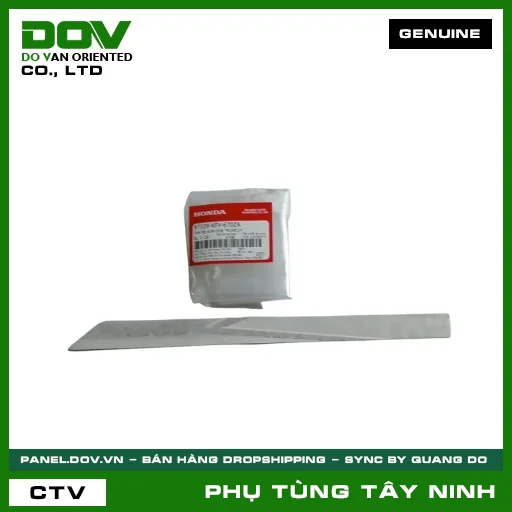 TEM ỐP SƯỜN PHẢI *R150CU* — 87109KFV670ZA