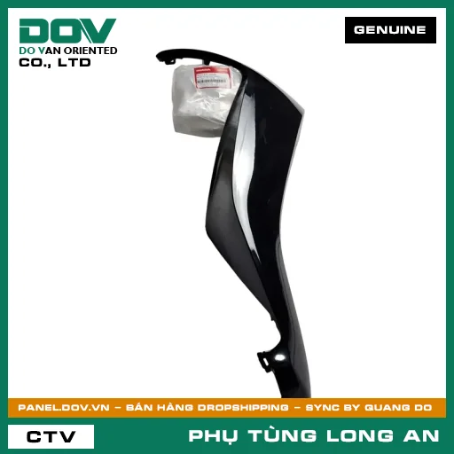 NẮP TRÊN ỐP TRƯỚC PHẢI *NHB25M* HONDA SH, SH 125/150 — 64302K77V00ZE