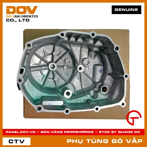 NẮP MÁY PHẢI MÃ PHỤ TÙNG 11330KWWB20 — 11330KWWB20