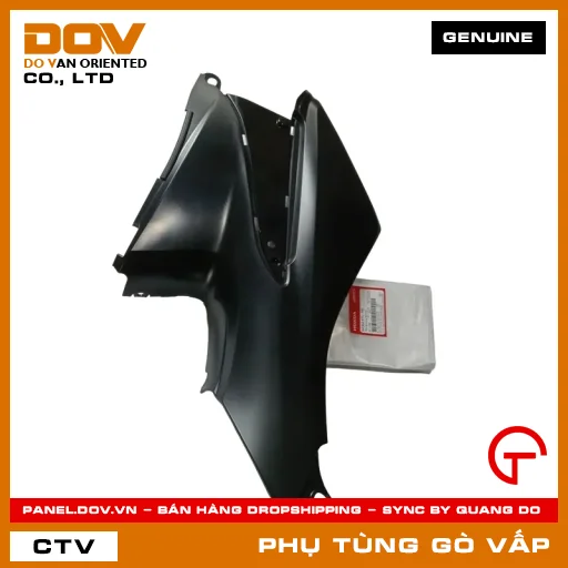 TẤM ỐP TRUNG TÂM TRÁI MÃ PHỤ TÙNG 64360KTL740 — 64360KTL740