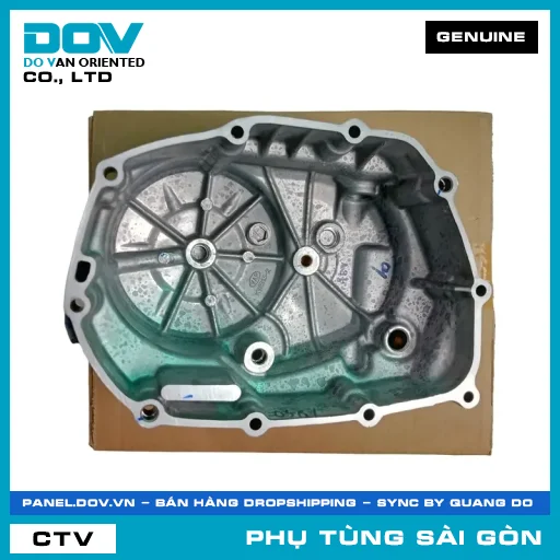 NẮP MÁY PHẢI | HONDA PARTS CODE 11330KWWB20 — 11330KWWB20