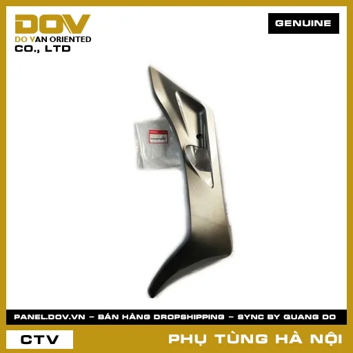 MÃ PHỤ TÙNG : 64432K35V00ZA TẤM ỐP SÀN TRÁI*YR320M* — 64432K35V00ZA