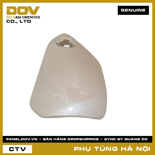 MÃ PHỤ TÙNG : 81160K12V00ZR NẮP HỘC CHỨA ĐỒ *NHC46P* — 81160K12V00ZR