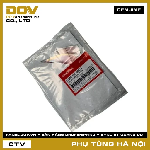 MÃ PHỤ TÙNG : 87102KVL940ZA TEM CÁNH YẾM TRÁI *R315P* — 87102KVL940ZA