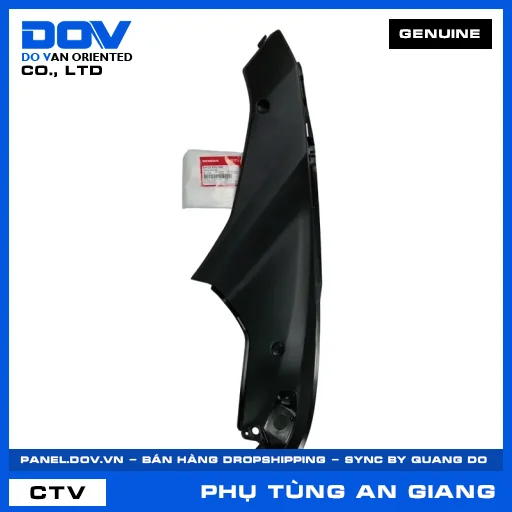 TẤM ỐP YẾM PHẢI AIR BLADE, AIR BLADE 110 — 64410KVG900
