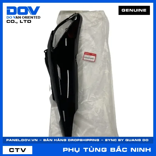 ốp sườn phải *NHA69P* — 64410KPH700ZM